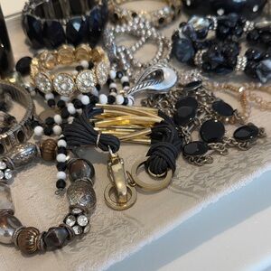 Elegant Black and Gold Women's Bracelet Bundle Reseller Craft Lot #161